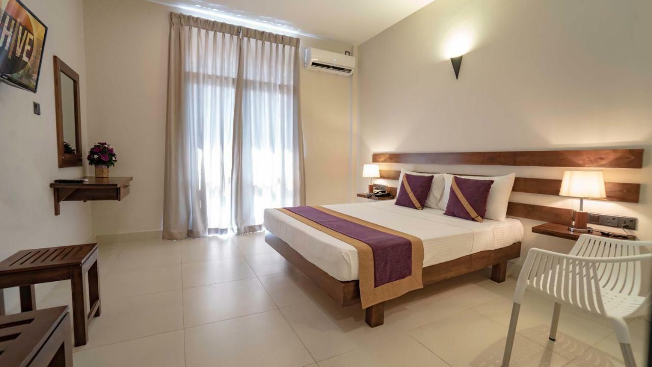 Hive 68 - Hotel&Resorts  Negombo Exterior foto