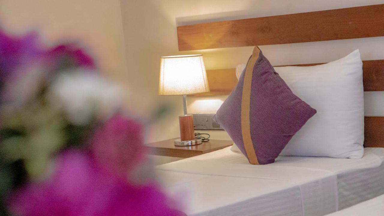 Hive 68 - Hotel&Resorts  Negombo Exterior foto